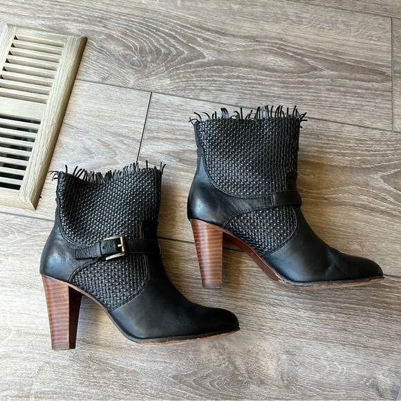 Lottusse Braided Leather  Heeled Boots with Fringe Made in Spain - Picture 7 of 12